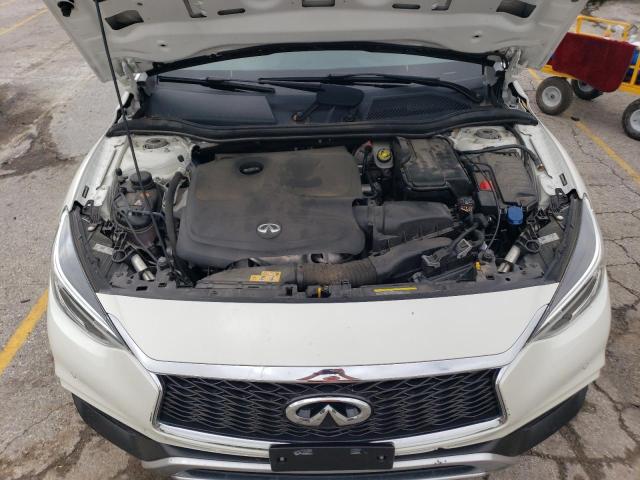 SJKCH5CR5HA018879 - 2017 INFINITI QX30 BASE WHITE photo 12