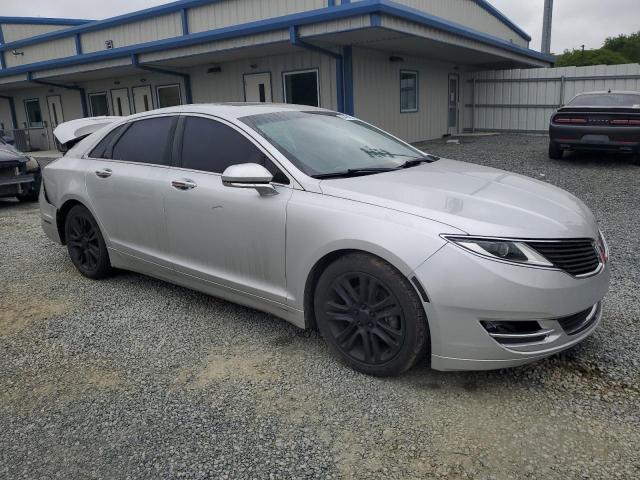 3LN6L2J95GR623999 - 2016 LINCOLN MKZ SILVER photo 4