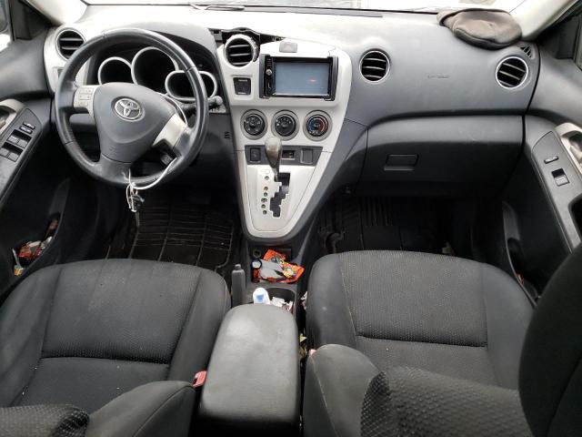 2T1LE40E69C005269 - 2009 TOYOTA MATRIX S GRAY photo 8