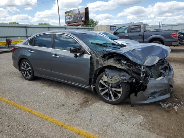 1N4AL3AP2HC494922 - 2017 NISSAN ALTIMA 2.5 GRAY photo 4