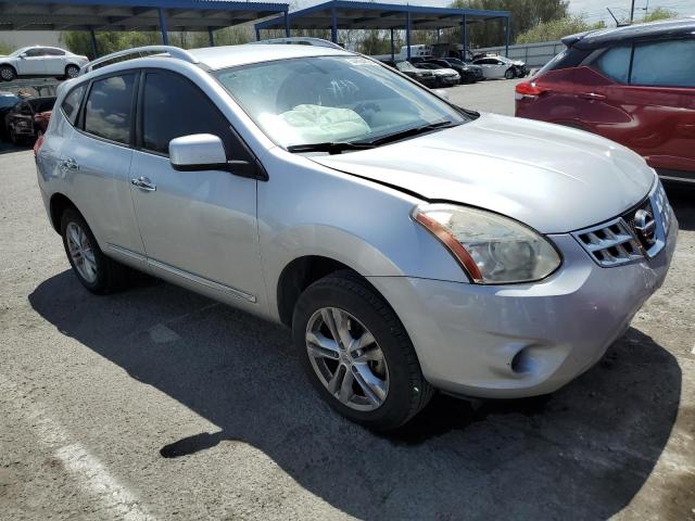 JN8AS5MV4DW126757 - 2013 NISSAN ROGUE S SILVER photo 4