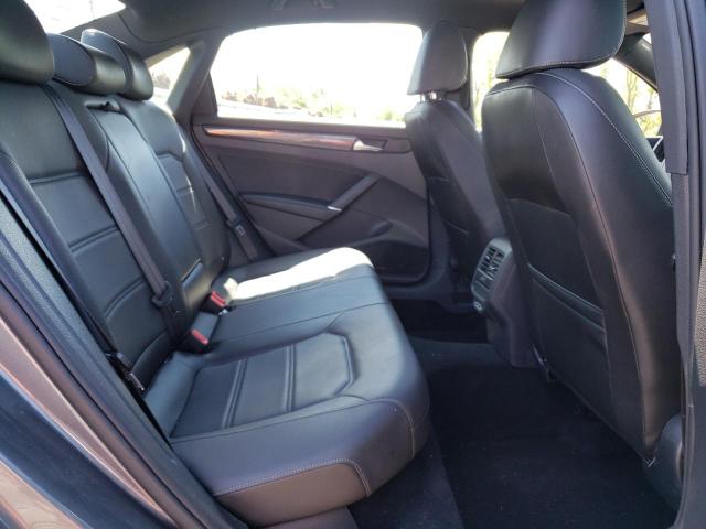 1VWMA7A38NC002811 - 2022 VOLKSWAGEN PASSAT R-LINE Grau Foto 10