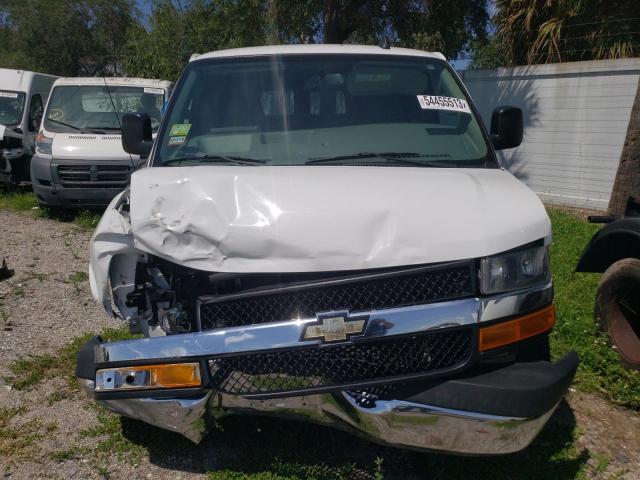 1GAZGPFG4J1281529 - 2018 CHEVROLET EXPRESS G3 LT WHITE photo 5