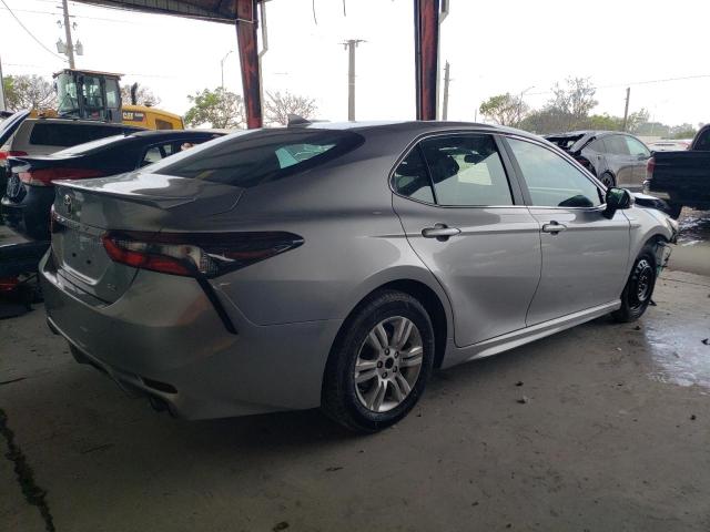 4T1G11AK2PU724840 - 2023 TOYOTA CAMRY SE NIGHT SHADE SILVER photo 3