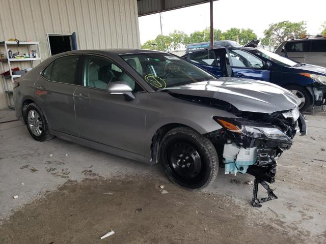 4T1G11AK2PU724840 - 2023 TOYOTA CAMRY SE NIGHT SHADE SILVER photo 4