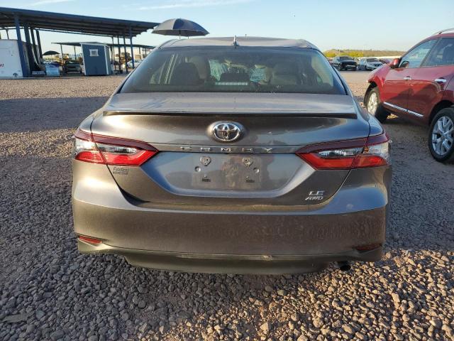 4T1C11BK3RU119368 - 2024 TOYOTA CAMRY LE GRAY photo 6