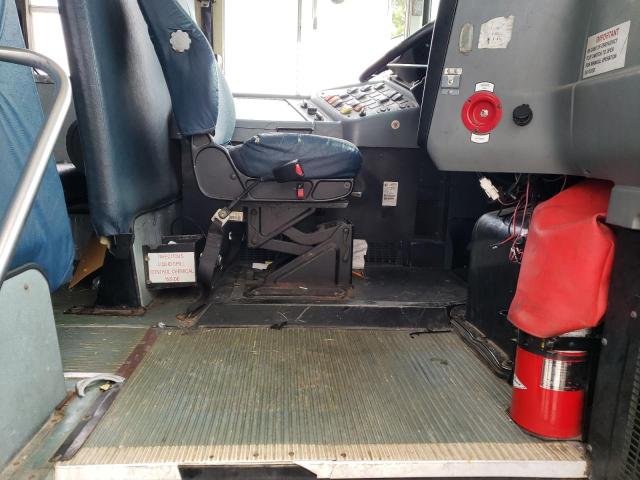 4DRBUAAN19A123029 - 2009 IC CORPORATION 3000 CE YELLOW photo 5