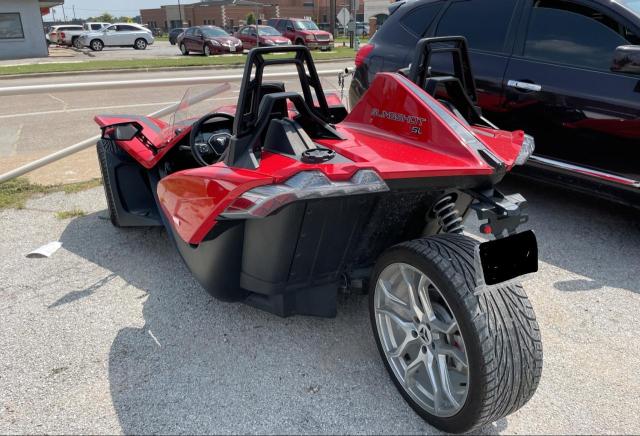 57XAAPHD6M8146953 - 2021 POLARIS SLINGSHOT SL RED photo 3