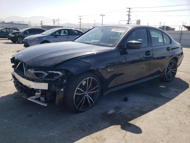 3MW39FS0XP8D20099 - 2023 BMW 330XE Черный фото 1