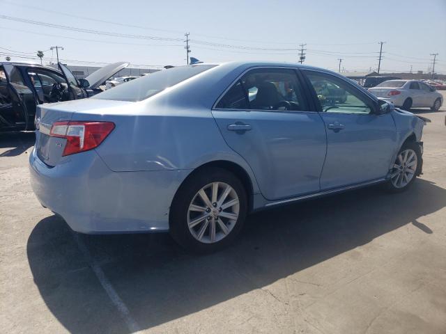 4T1BK1FK0EU541546 - 2014 TOYOTA CAMRY SE BLUE photo 3