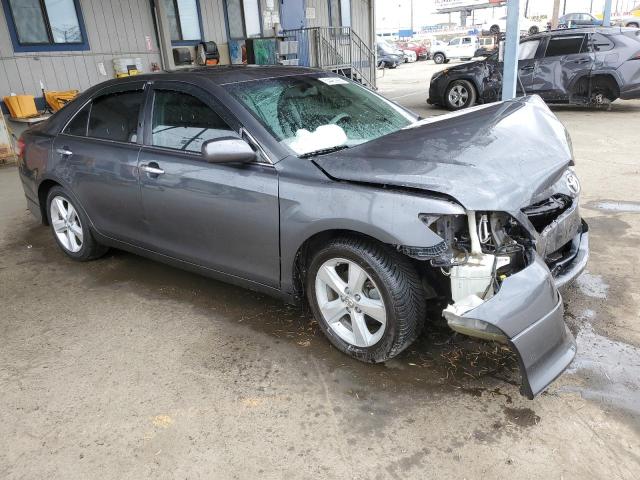 4T1BF3EK6BU193636 - 2011 TOYOTA CAMRY BASE GRAY photo 4