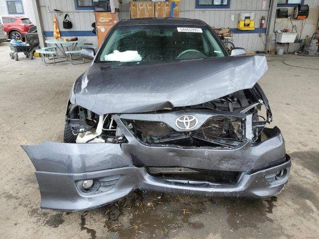 4T1BF3EK6BU193636 - 2011 TOYOTA CAMRY BASE GRAY photo 5