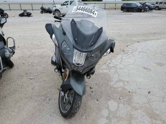 WB10A1305FZ192208 - 2015 BMW R1200 RT GRAY photo 2