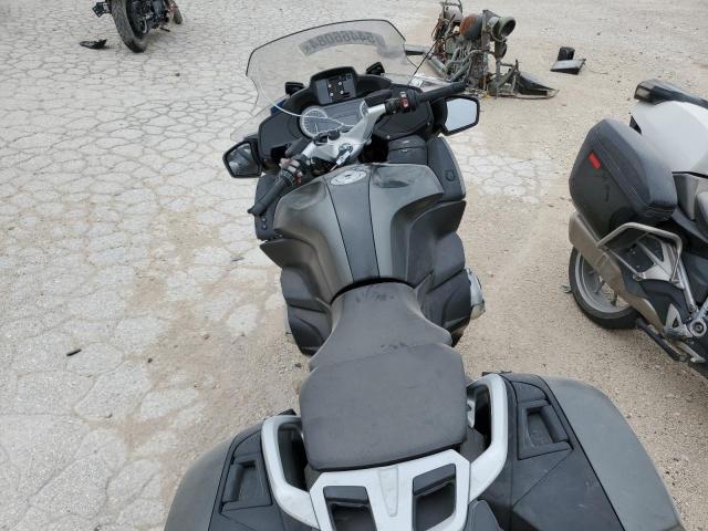 WB10A1305FZ192208 - 2015 BMW R1200 RT GRAY photo 6