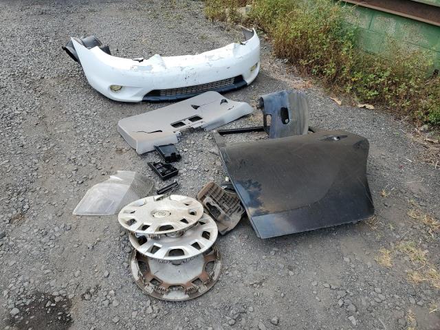 2T1KR32E65C487338 - 2005 TOYOTA COROLLA MA XR WHITE photo 12