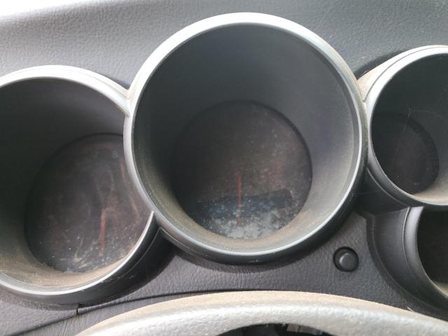 2T1KR32E65C487338 - 2005 TOYOTA COROLLA MA XR WHITE photo 9