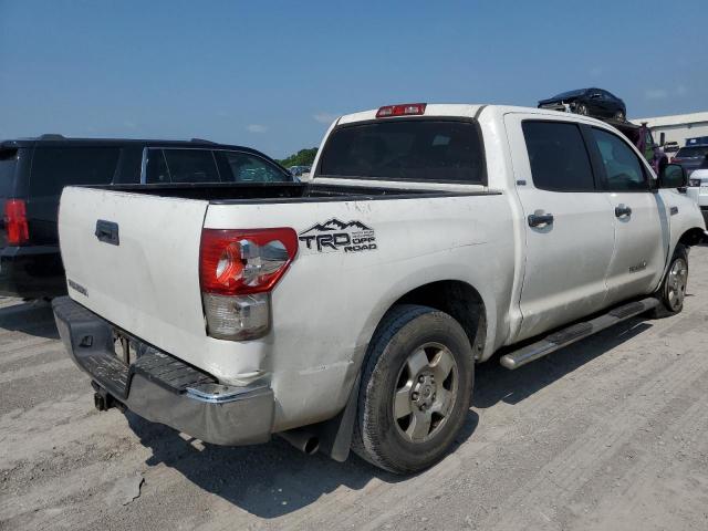 5TFEY5F10AX082221 - 2010 TOYOTA TUNDRA CREWMAX SR5 WHITE photo 3