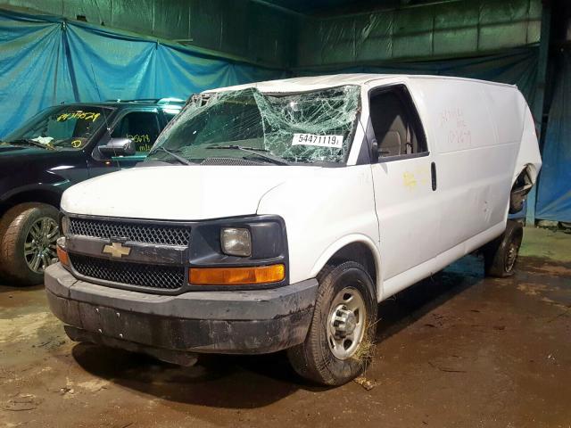 1GCWGGBA0B1134038 - 2011 CHEVROLET EXPRESS G2500  photo 2