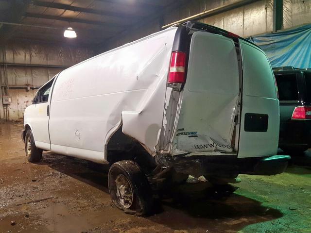 1GCWGGBA0B1134038 - 2011 CHEVROLET EXPRESS G2500  photo 3