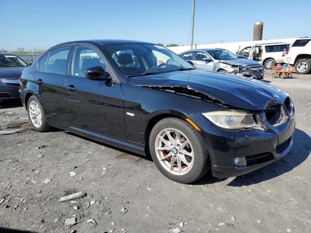 WBAPH7C5XAA800126 - 2010 BMW 328 I BLACK photo 4