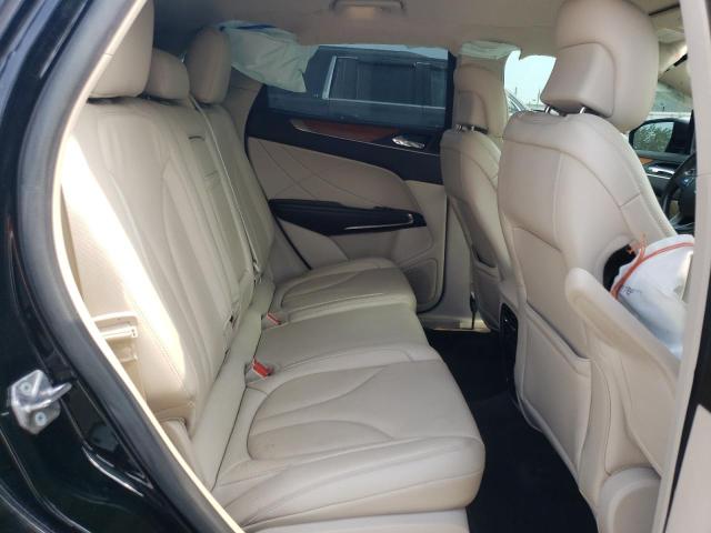 5LMCJ2C96HUL50018 - 2017 LINCOLN MKC SELECT Սև լուսանկար 11