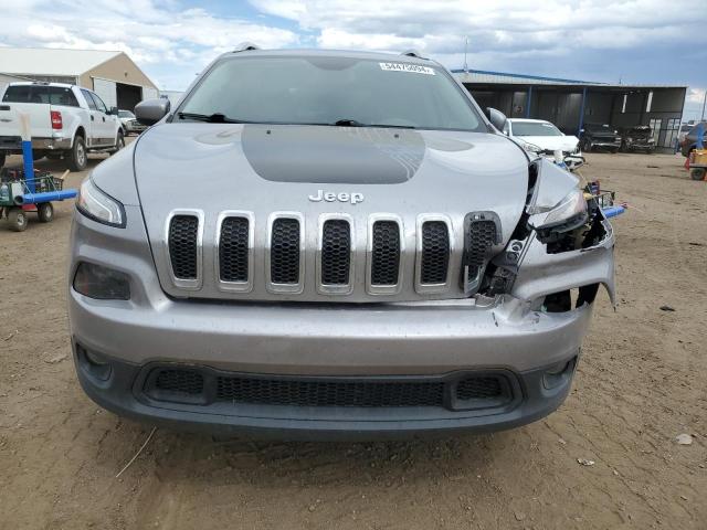 1C4PJMCBXHD219908 - 2017 JEEP CHEROKEE LATITUDE SILVER photo 5