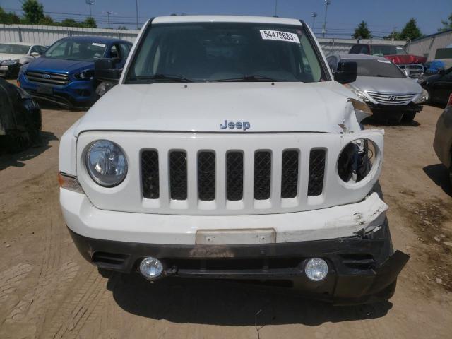 1C4NJRFBXHD170631 - 2017 JEEP PATRIOT LATITUDE WHITE photo 5