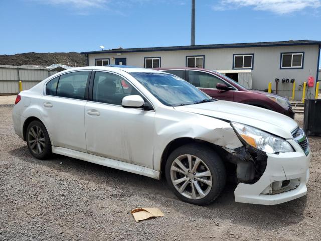 4S3BMCD62E3014498 - 2014 SUBARU LEGACY 2.5I PREMIUM WHITE photo 4