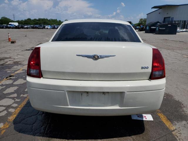 2C3LA43R26H251655 - 2006 CHRYSLER 300 WHITE photo 6