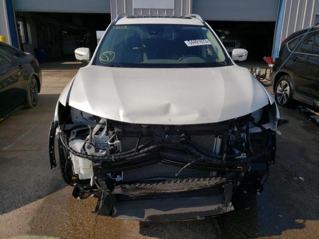 JN8AT2MT8JW466290 - 2018 NISSAN ROGUE S WHITE photo 5