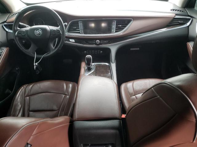 5GAERDKW9JJ243761 - 2018 BUICK ENCLAVE AVENIR WHITE photo 8