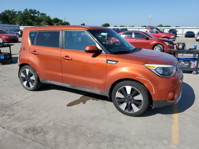 KNDJP3A55J7517301 - 2018 KIA SOUL + ORANGE photo 4
