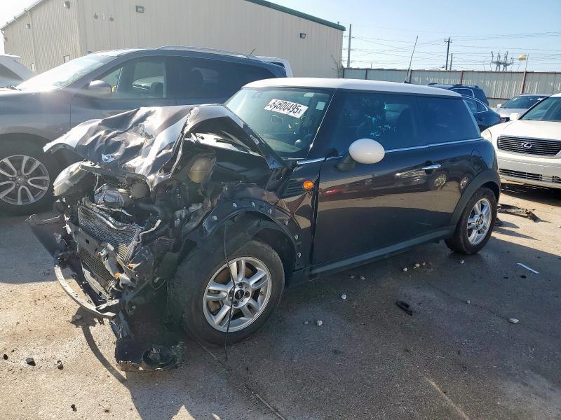 2012 MINI COOPER, 