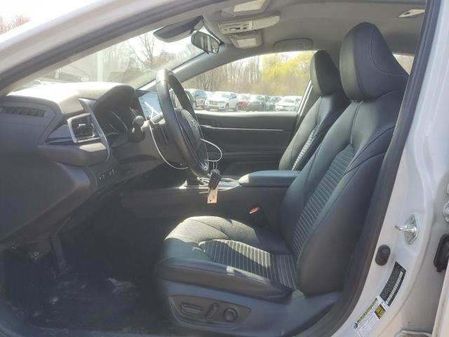 4T1G11AK3PU162835 - 2023 TOYOTA CAMRY SE NIGHT SHADE WHITE photo 7