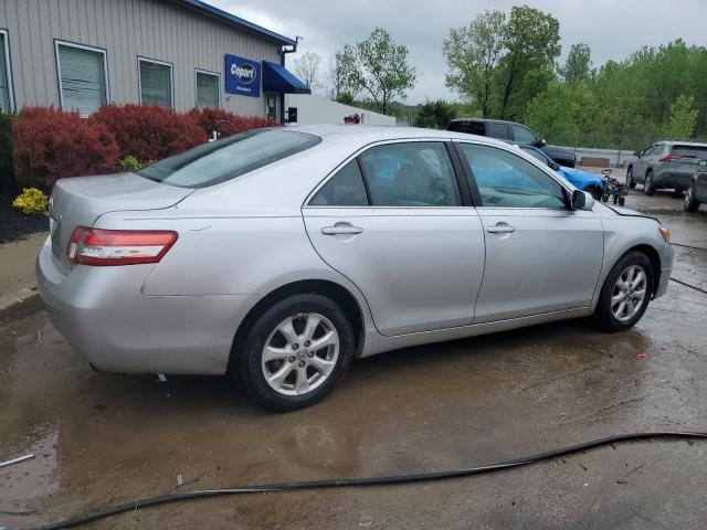 4T1BF3EK4BU120443 - 2011 TOYOTA CAMRY BASE Gümüş fotoğraf 3