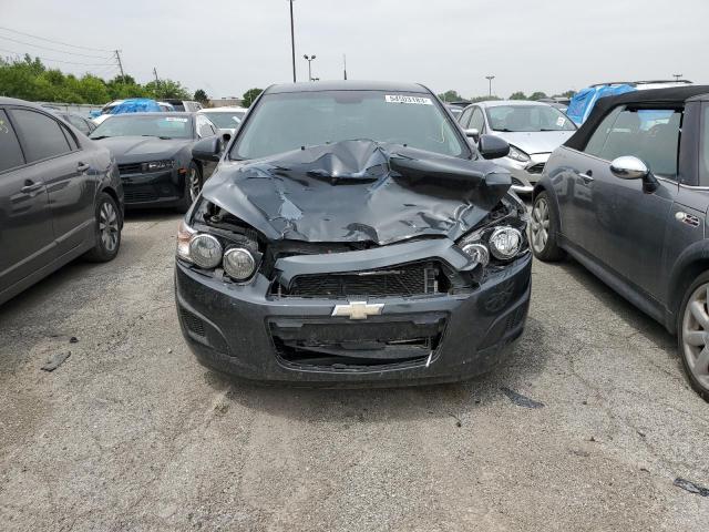 1G1JA5SH2C4167659 - 2012 CHEVROLET SONIC LS ნაცრისფერი ფოტო 5