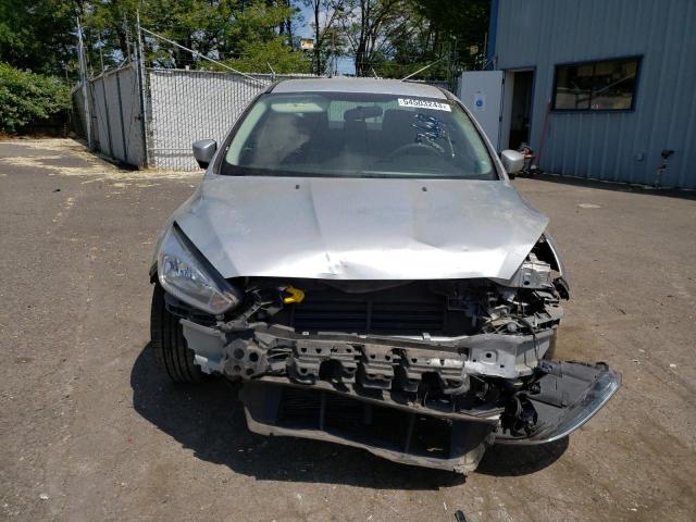 1FADP3F20HL286441 - 2017 FORD FOCUS SE SILVER photo 5