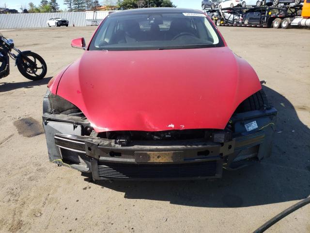 5YJSA1E26JF267619 - 2018 TESLA MODEL S RED photo 5