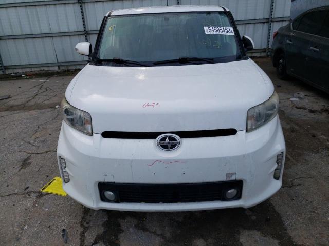 JTLZE4FE5FJ070720 - 2015 TOYOTA SCION XB 白色 照片 5