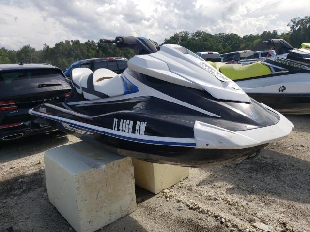 YDV06195K819 - 2019 YAMAHA WAVERUNNER TWO TONE photo 1