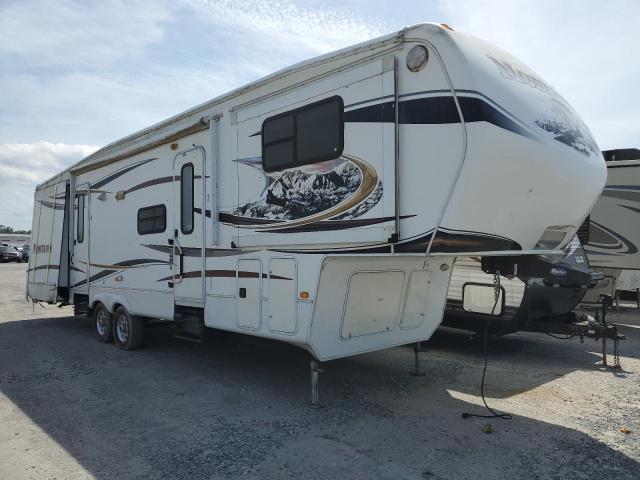 4YDF37529C4700789 - 2012 KEYSTONE MONTANA 白色 照片 1