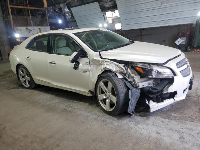 1G11J5SX0DF210635 - 2013 CHEVROLET MALIBU LTZ 白色 照片 4