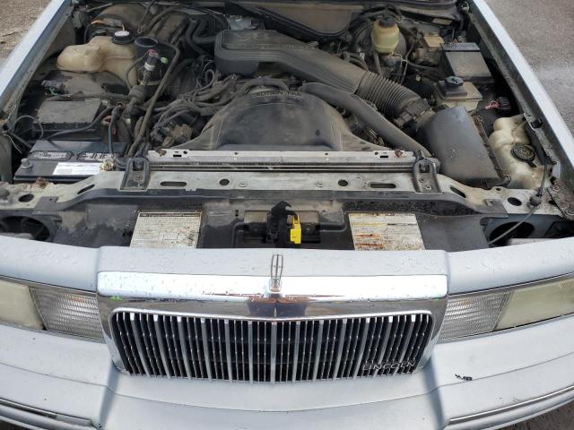 1LNLM81W7RY647217 - 1994 LINCOLN TOWN CAR EXECUTIVE Silber Foto 11