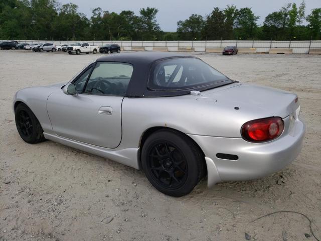 JM1NB353X10204004 - 2001 MAZDA MX-5 MIATA BASE SILVER photo 2