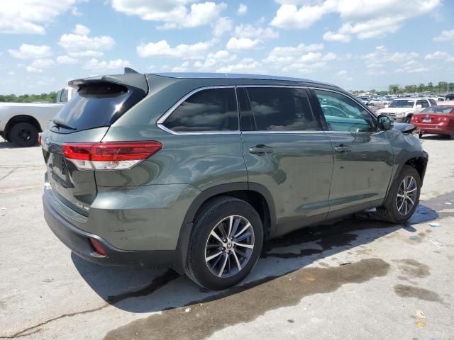 5TDJZRFH3KS745899 - 2019 TOYOTA HIGHLANDER SE GREEN photo 3