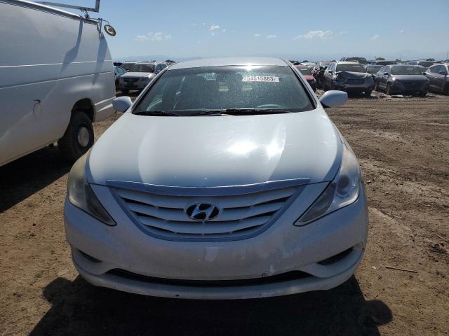 5NPEB4AC4DH717512 - 2013 HYUNDAI SONATA GLS WHITE photo 5