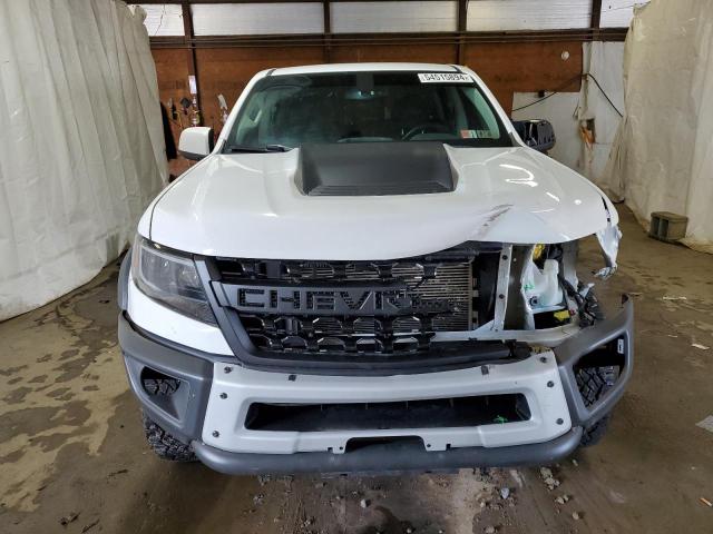 1GCGTEEN1M1104889 - 2021 CHEVROLET COLORADO ZR2 WHITE photo 5