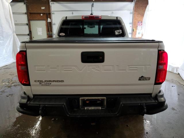 1GCGTEEN1M1104889 - 2021 CHEVROLET COLORADO ZR2 WHITE photo 6