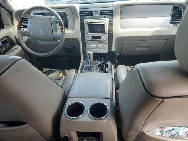 5LMFU28517LJ24810 - 2007 LINCOLN NAVIGATOR შავი ფოტო 8