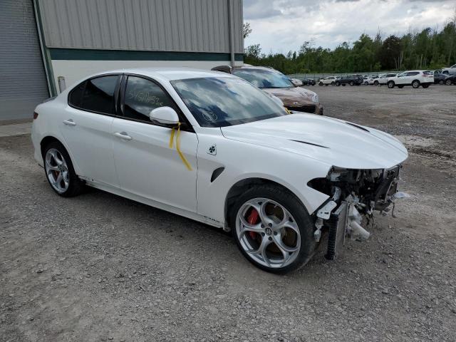 ZARFAMEV7K7606835 - 2019 ALFA ROMEO GIULIA QUADRIFOGLIO WHITE photo 4